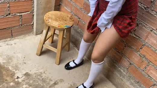 Imagen del video Sexo en un callejón con la colegiala MeylinBoli