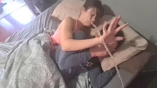 Imagen del video Las mejores meadas en la cara a traición